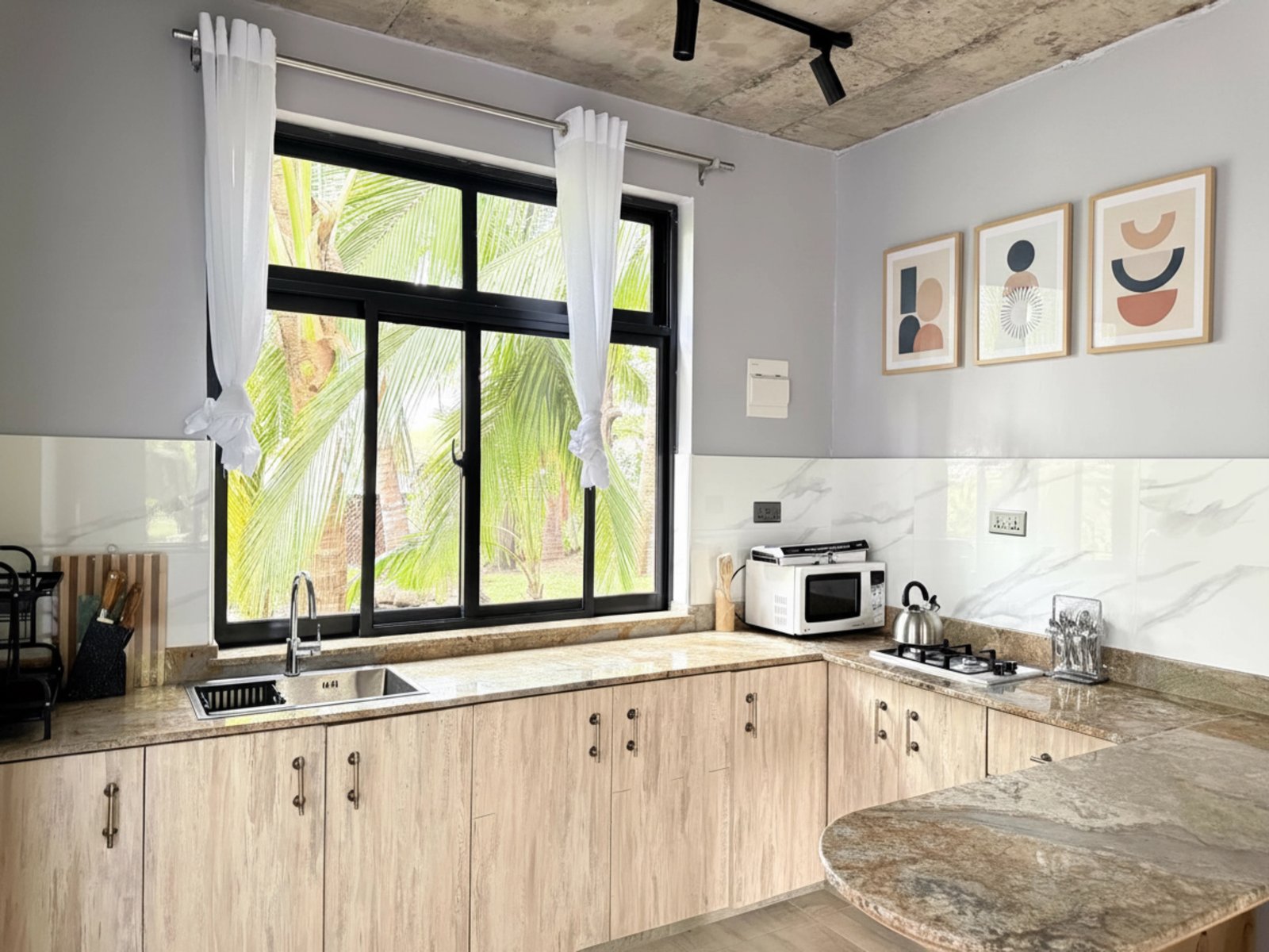 Self-catering kitchen with garden views